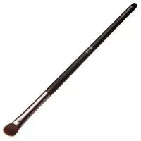 Кисть макияжная скошенная Excellence для теней, натуральный шелк Irisk (Ириск)